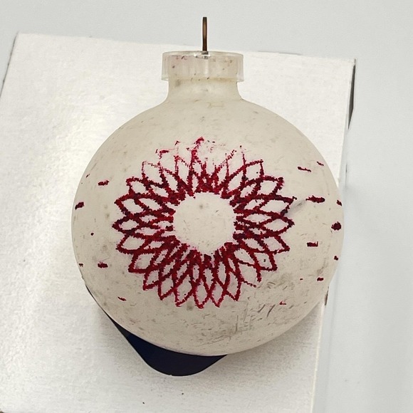 Other - VTG Unsilvered Round Glass White Red Christmas Ornament MCM Austria Geometric
